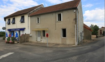 Dorpshuis te koop bij de rivier de Arroux